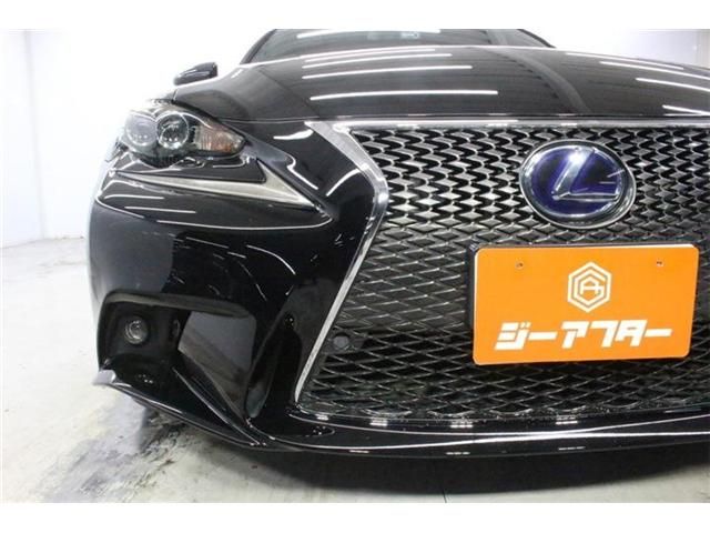 LEXUS IS300h