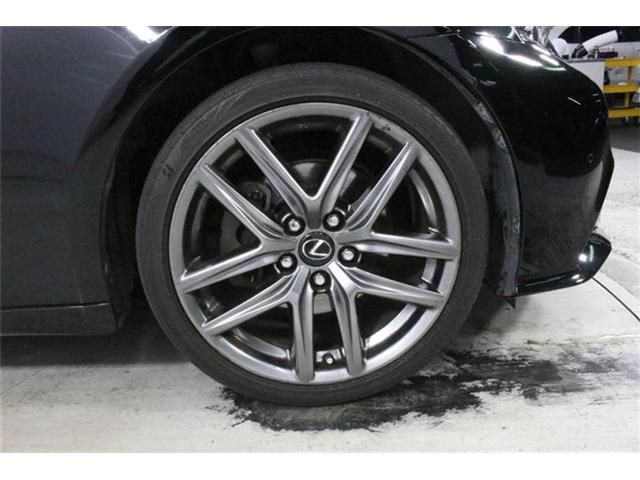 LEXUS IS300h