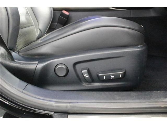 LEXUS IS300h