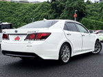 CROWN sedan hybrid