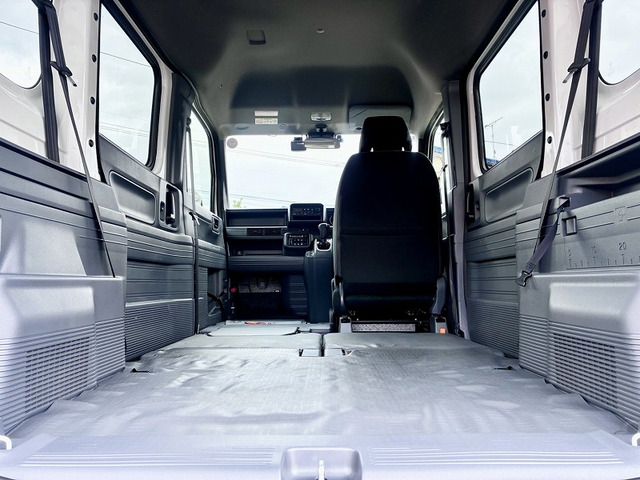 N-VAN