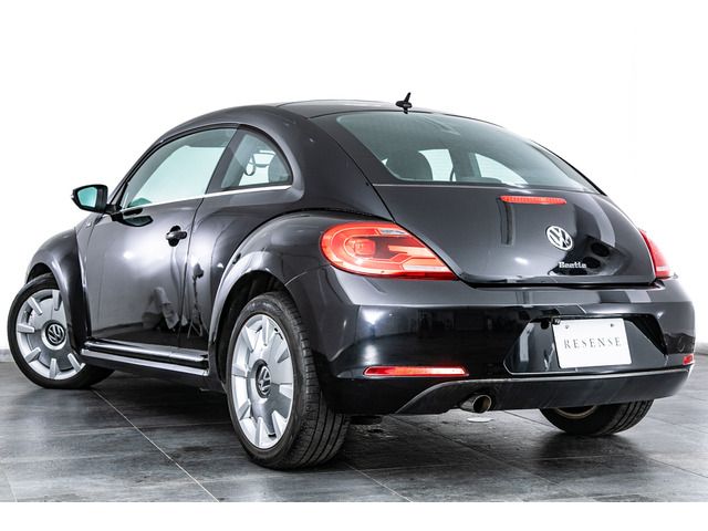 VOLKSWAGEN The BEETLE