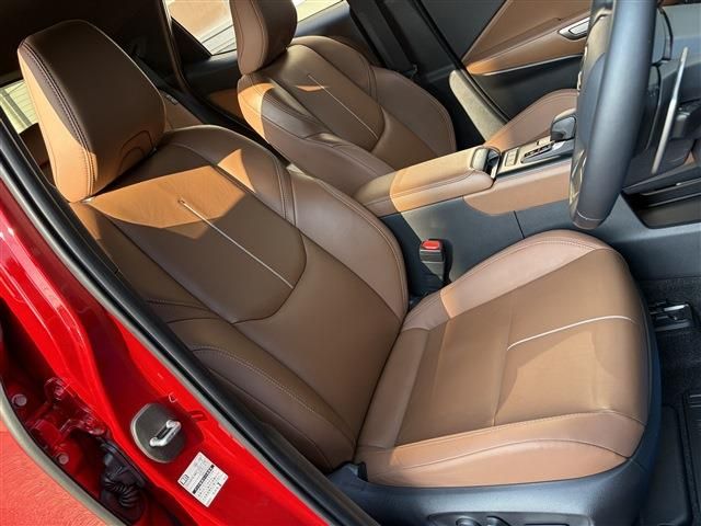 LEXUS LBX