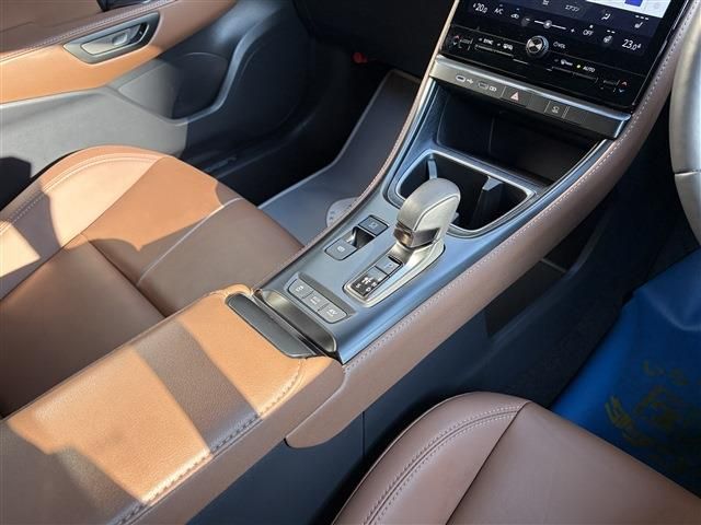LEXUS LBX