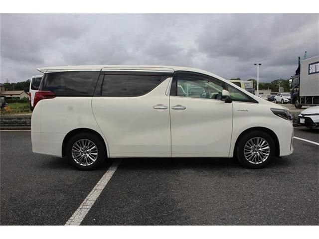 ALPHARD hybrid 4WD
