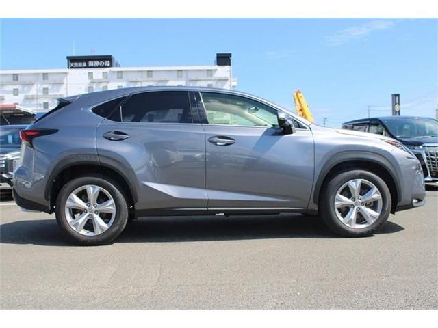 LEXUS NX200t AWD