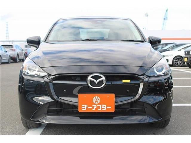 MAZDA2