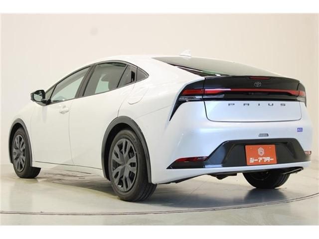 PRIUS 4WD