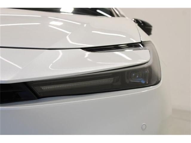 PRIUS 4WD