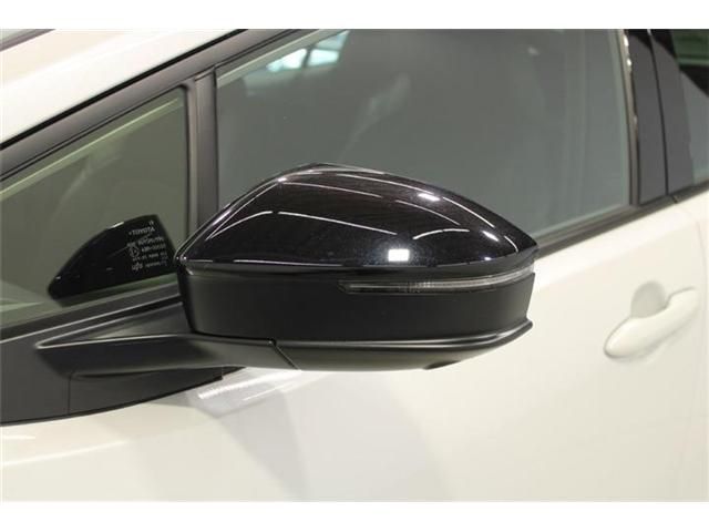 PRIUS 4WD
