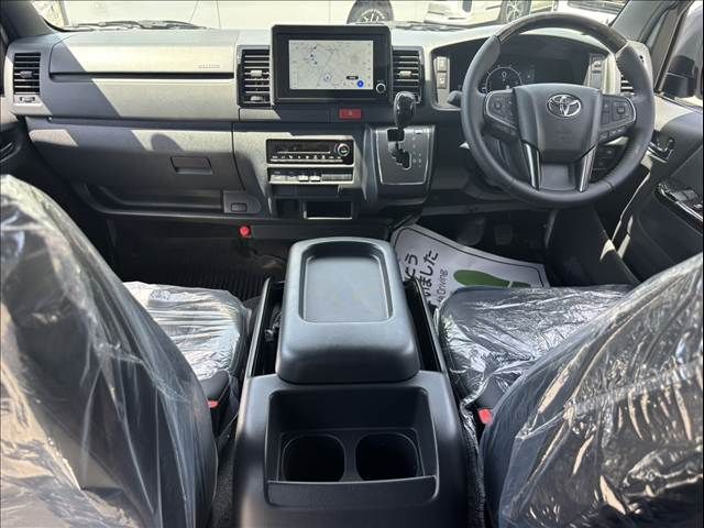HIACE van 2WD