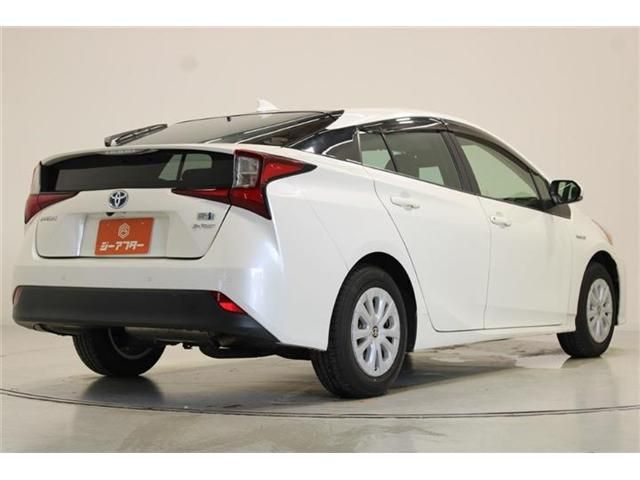 PRIUS 4WD