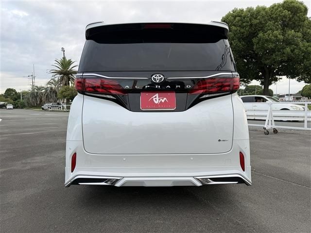 ALPHARD hybrid