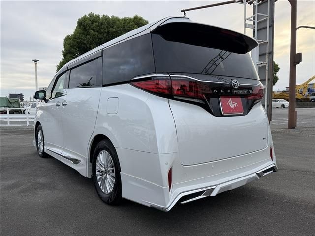 ALPHARD hybrid