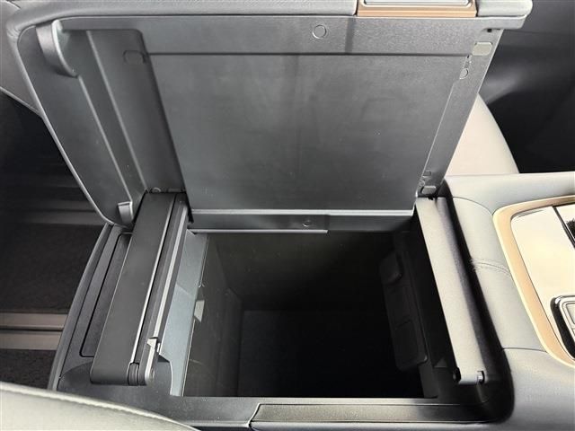 ALPHARD hybrid
