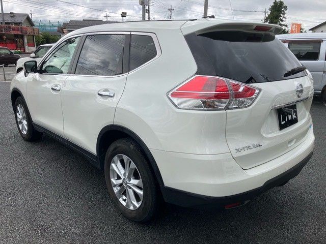 X-TRAIL 2WD