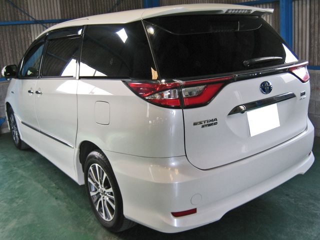 ESTIMA HYBRID 4WD