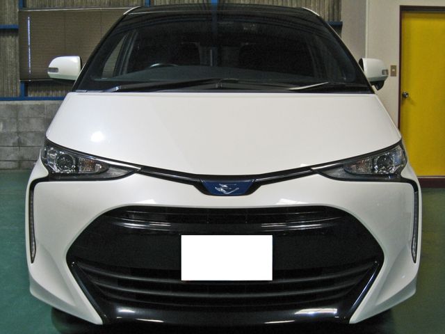 ESTIMA HYBRID 4WD