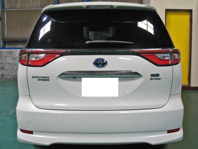 ESTIMA HYBRID 4WD