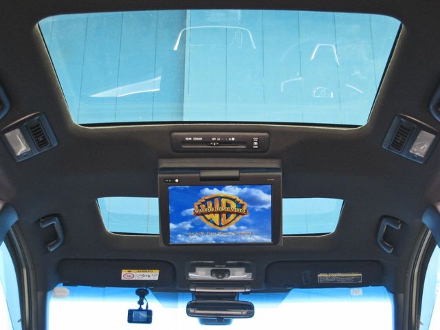 ESTIMA HYBRID 4WD