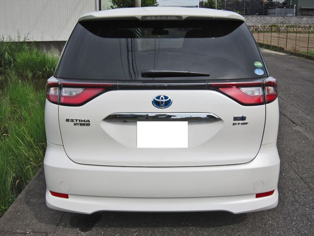 ESTIMA HYBRID 4WD
