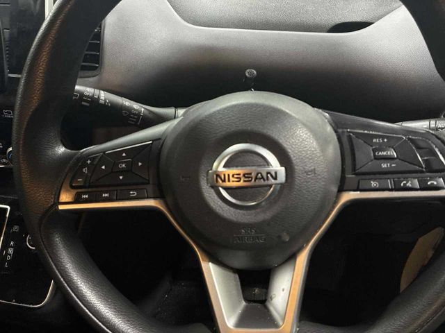 SERENA  S-HYBRID 4WD