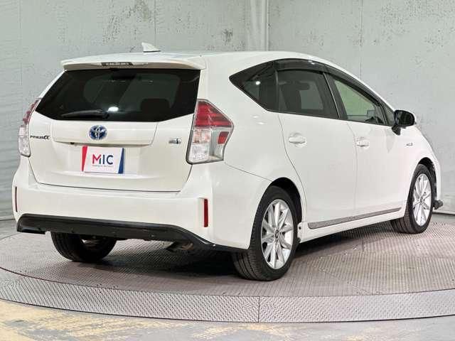 PRIUS Alpha