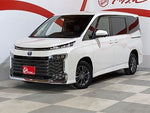 VOXY HYBRID 4WD
