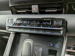 VOXY HYBRID 4WD