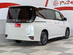 VOXY HYBRID 4WD