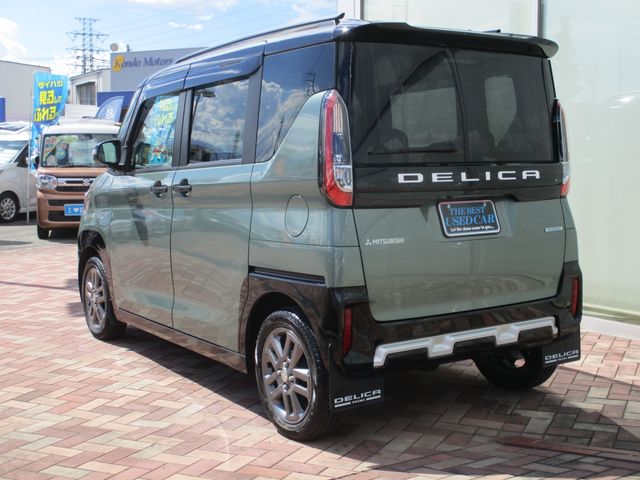 DELICA MINI