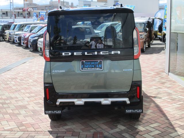 DELICA MINI