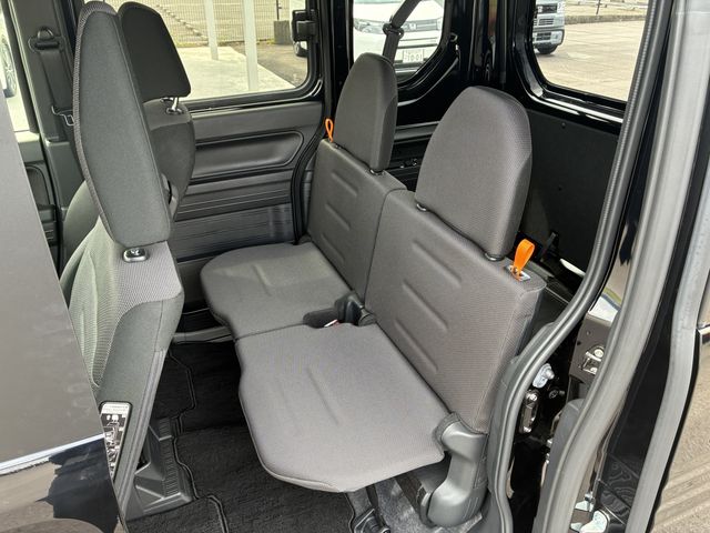 N-VAN