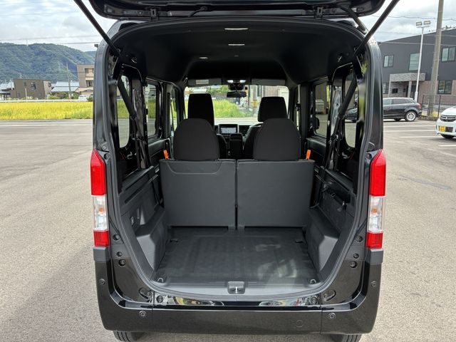 N-VAN