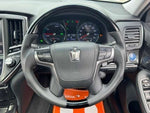 CROWN sedan hybrid