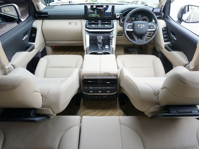 LANDCRUISER wagon