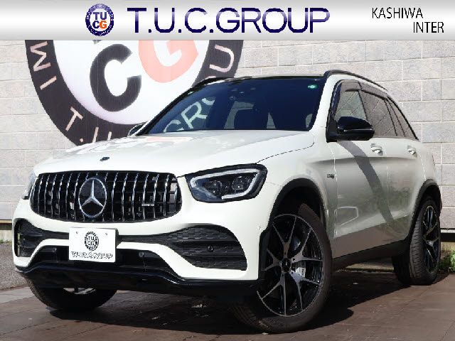 MERCEDES AMG GLCclass