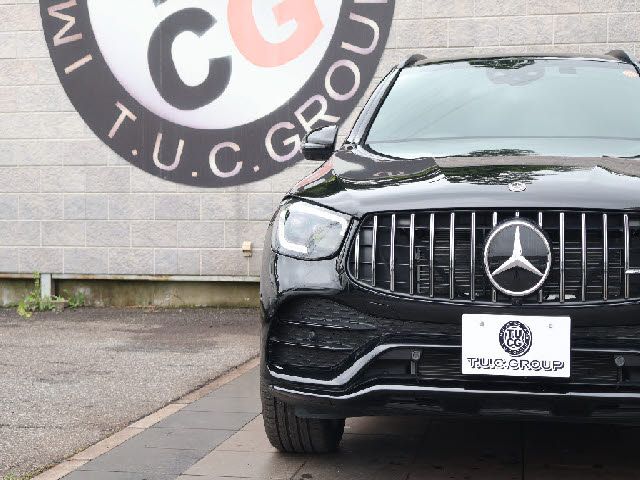 MERCEDES AMG GLCclass