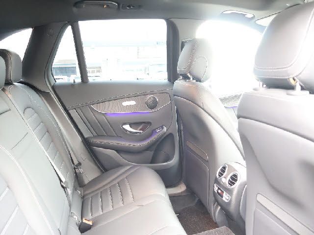 MERCEDES AMG GLCclass