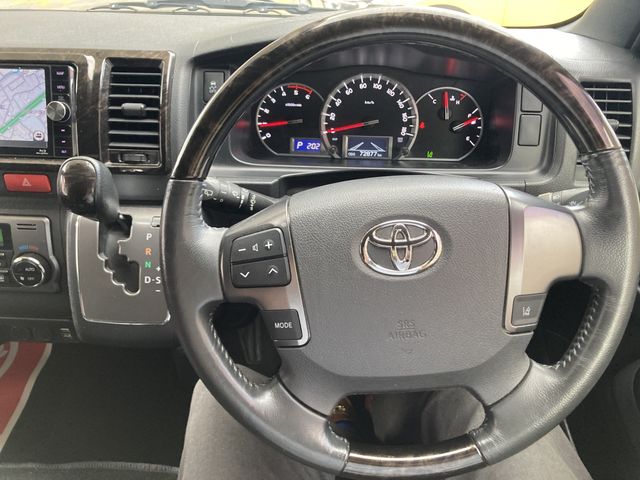 HIACE van 2WD