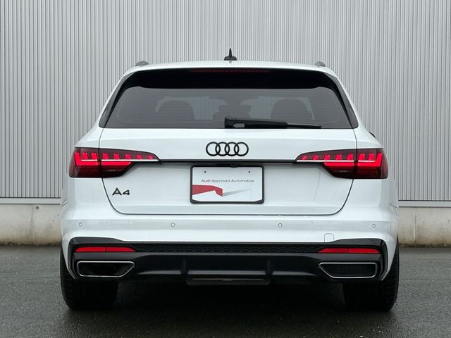 AUDI A4 AVANT