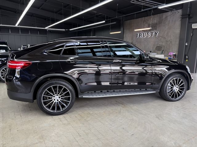 MERCEDES AMG GLC class coupe