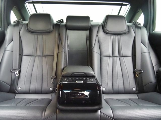 CROWN sedan hybrid 4WD