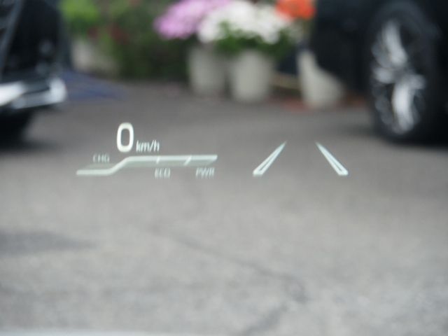 CROWN sedan hybrid 4WD