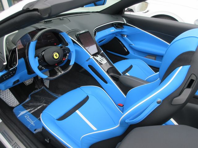 FERRARI Roma Spider