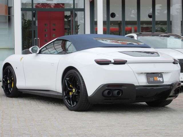 FERRARI Roma Spider