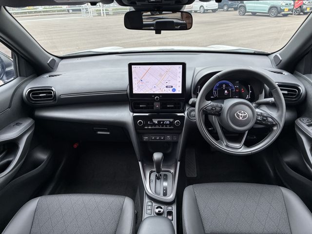 YARIS CROSS HYBRID