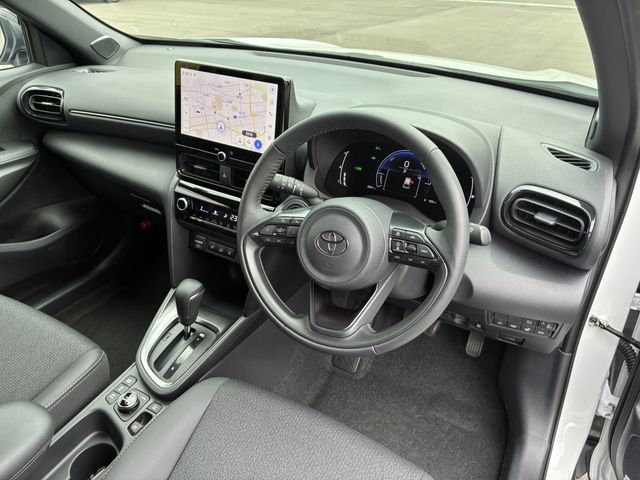 YARIS CROSS HYBRID