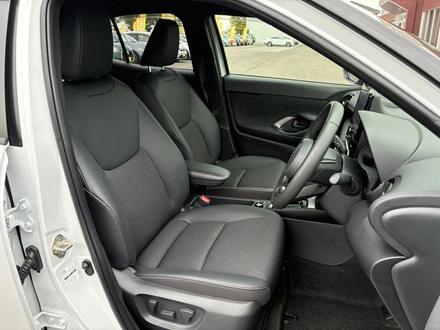 YARIS CROSS HYBRID