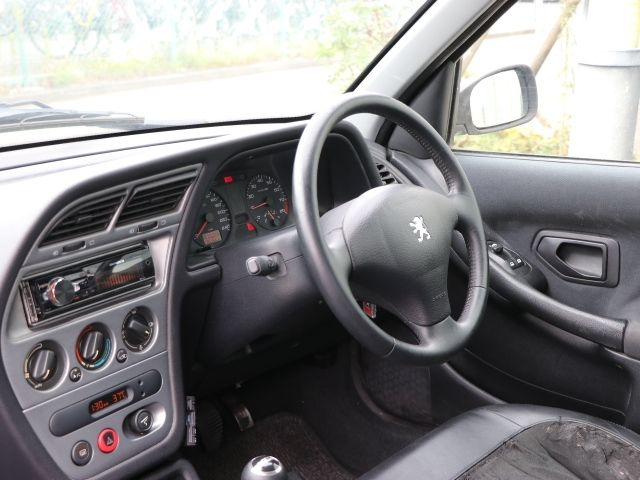 PEUGEOT 306 hatchback